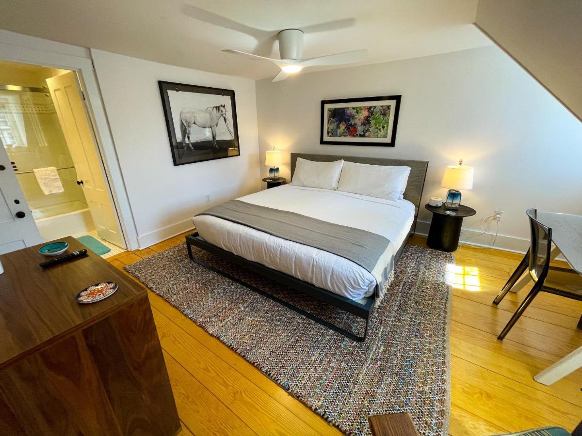 Inn At Cook Street Провинстаун Экстерьер фото